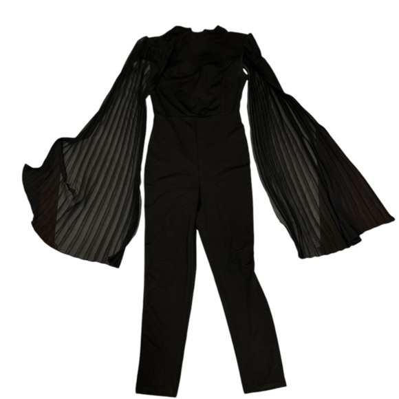 SHEIN solid black jumpsuit EUC‎ with long open pleated sleeves, size S. - Picture 1 of 6